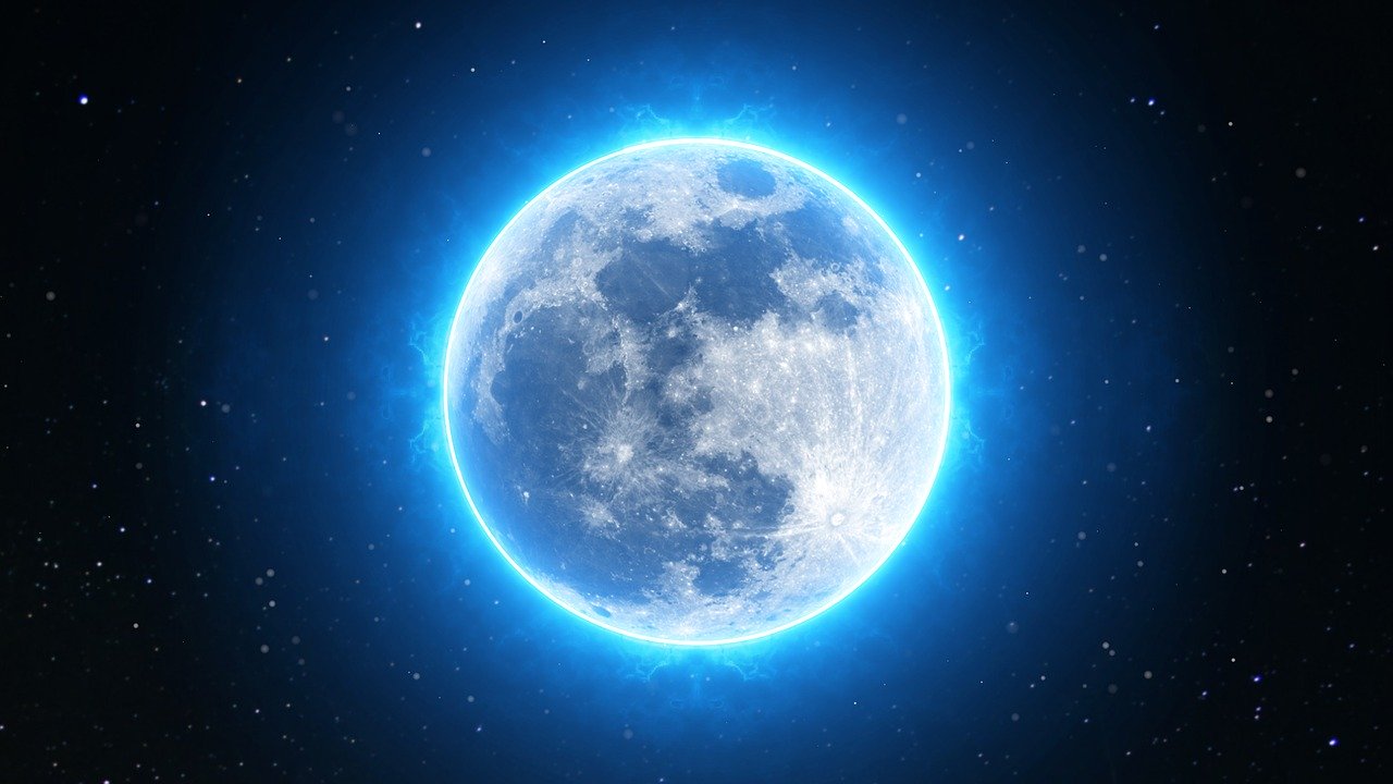 Strahlender Vollmond